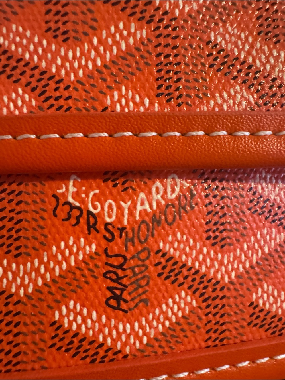 Fashion Orange Chevron Snap Pouch EEEUC LIKE NEW - Picture 9 of 10
